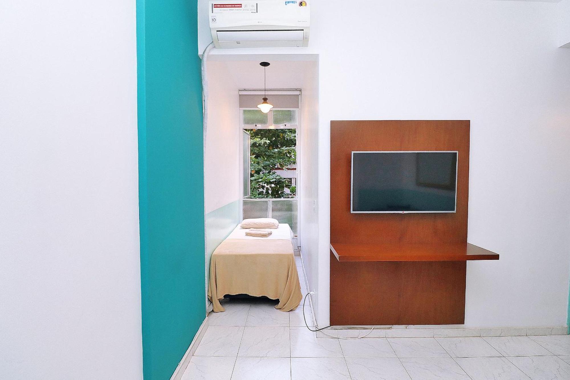 2 Quartos No Leme P/ 4 Pessoas