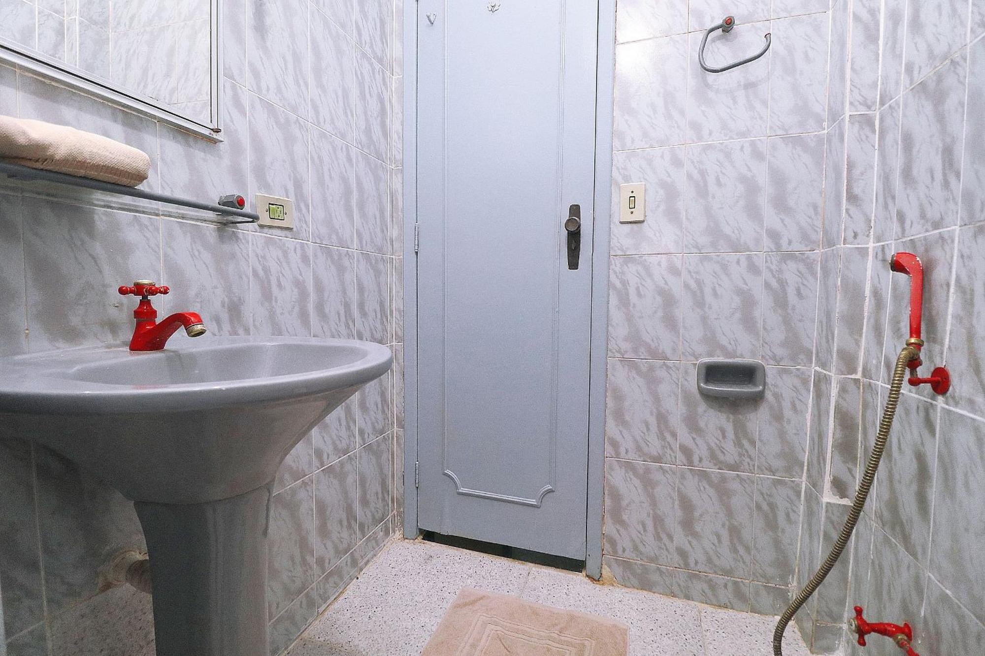 Apartamento 2 Quartos No Leme P/ 4 Pessoas